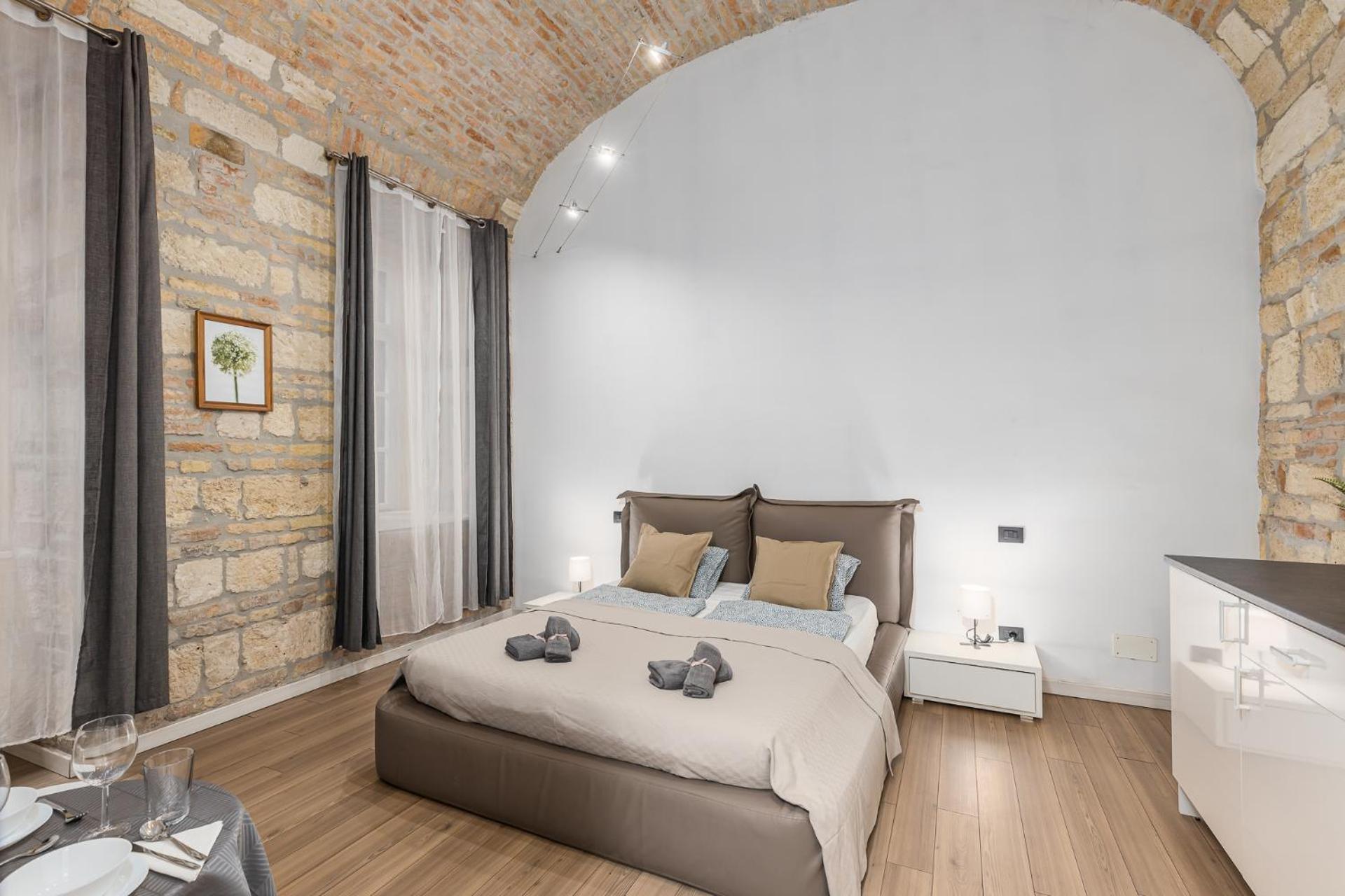 Elegant In Apartament